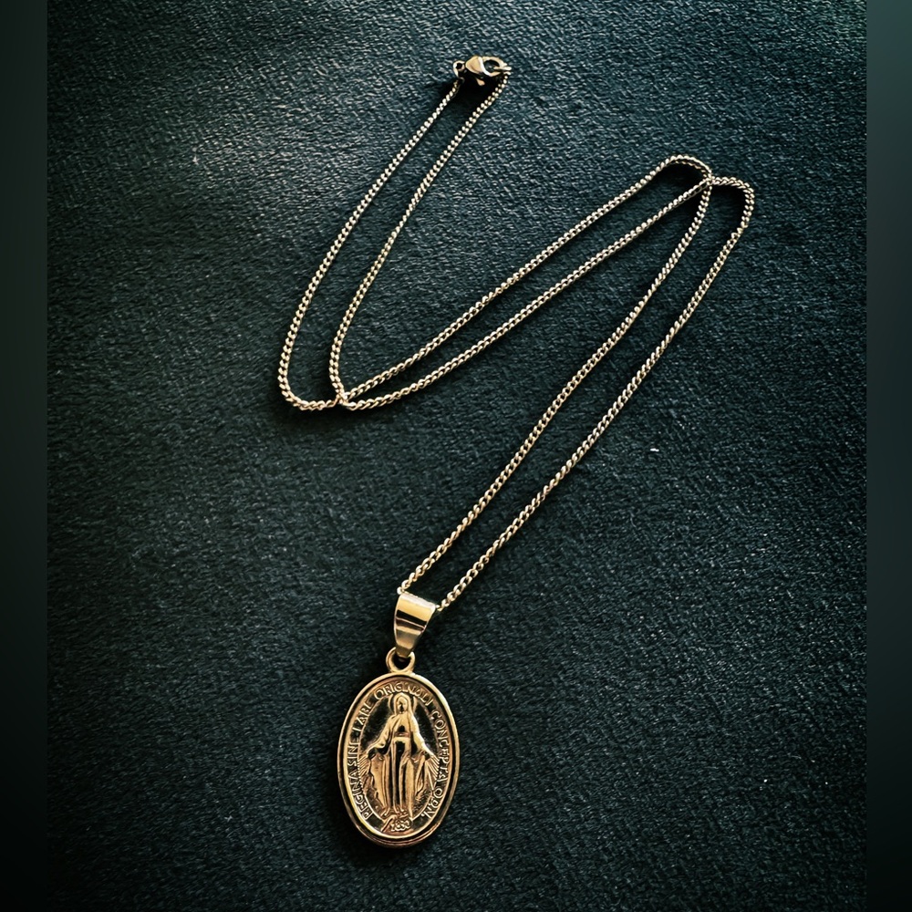 Cali Tiger La Femme Necklace (Like New)